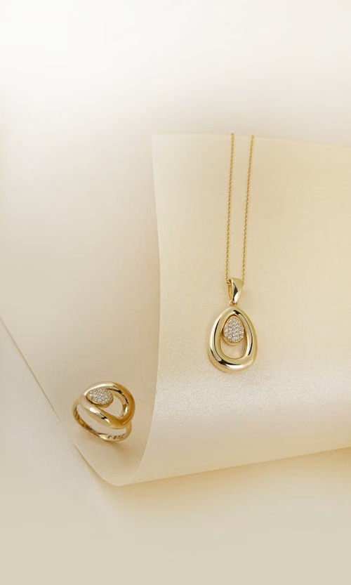Gold jewellery